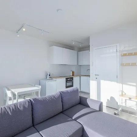 Modern In With Views, Cleaning Included Holiday home *